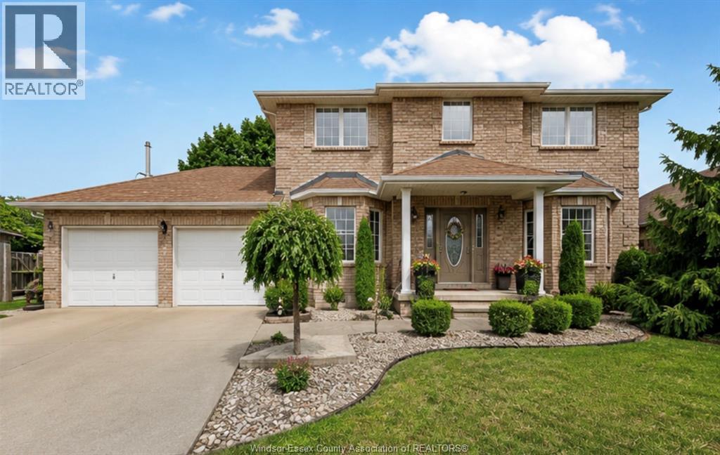 12314 Funaro Crescent, Tecumseh, ON - Outdoor With Deck Patio Veranda With Facade