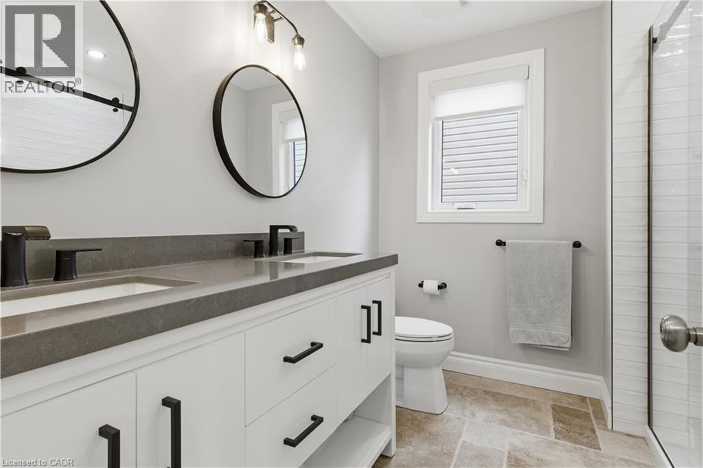 309 Schooner Crescent, Waterloo, ON - Indoor Photo Showing Bathroom