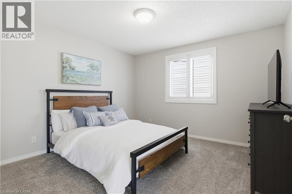 309 Schooner Crescent, Waterloo, ON - Indoor Photo Showing Bedroom