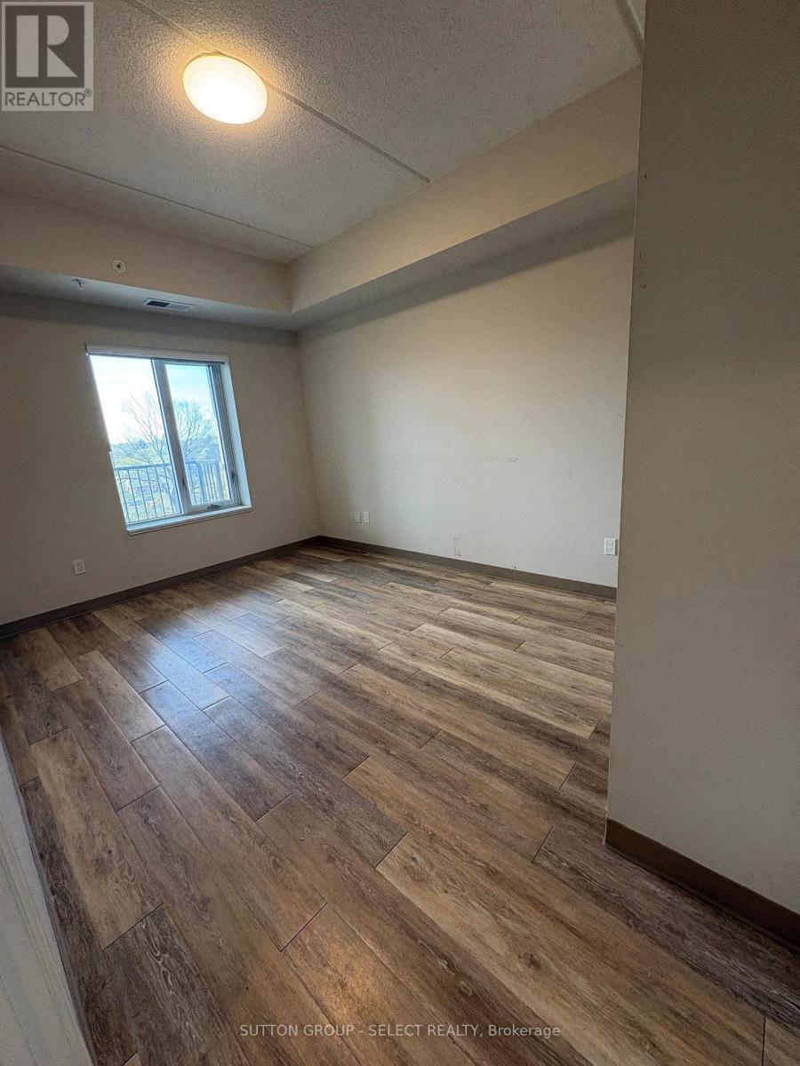 607 - 99 Pond Mills Road, London South (South J), ON - Indoor Photo Showing Other Room
