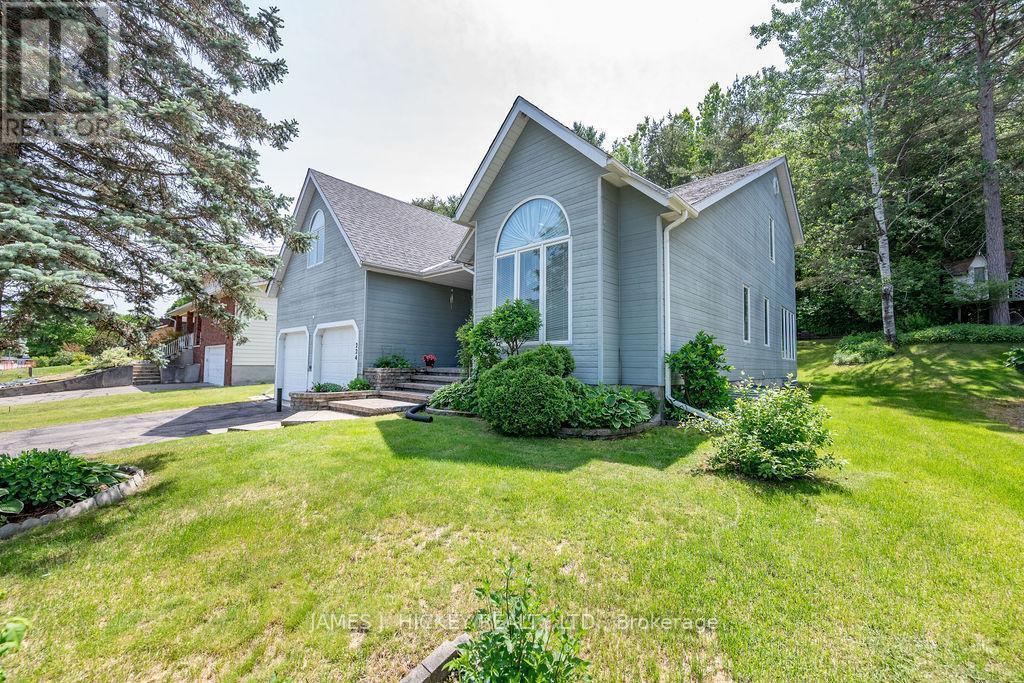 224 Thomas Street, Deep River, ON - Outdoor