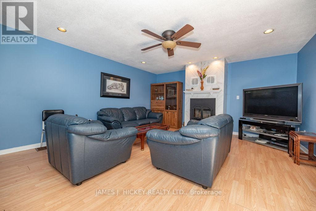 224 Thomas Street, Deep River, ON - Indoor Photo Showing Living Room With Fireplace