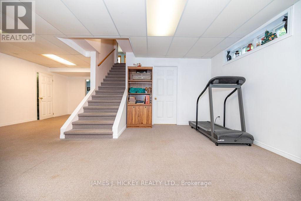224 Thomas Street, Deep River, ON - Indoor