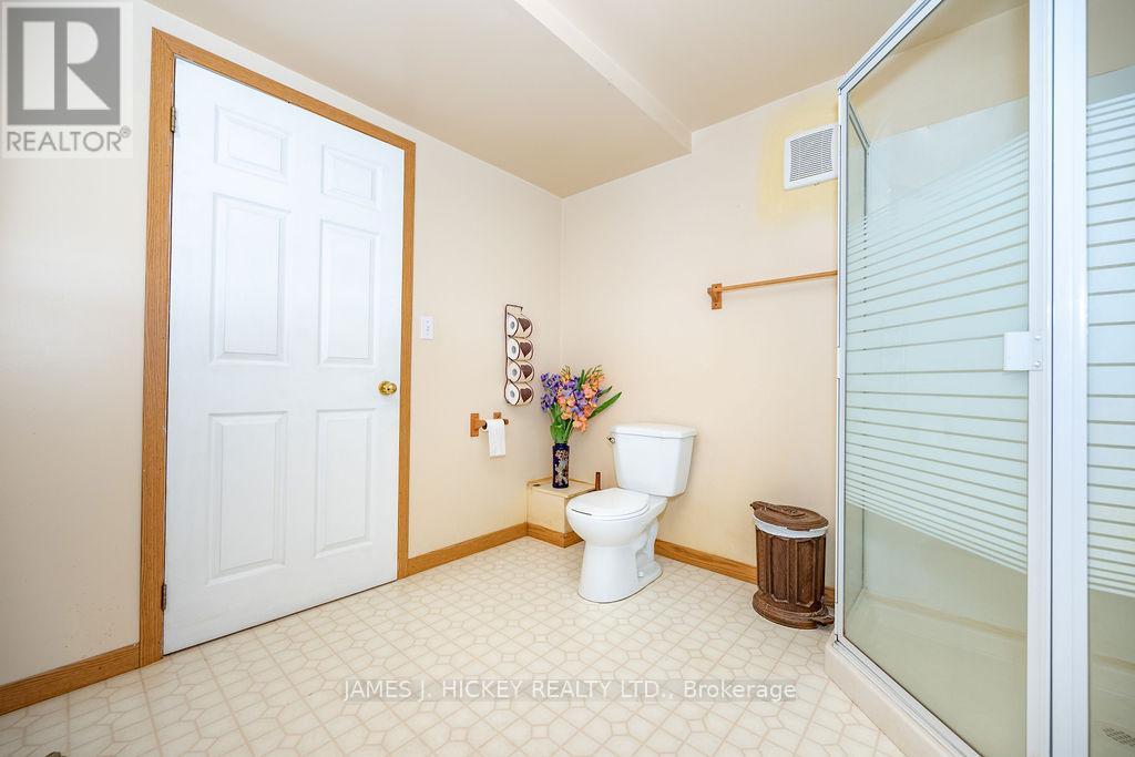 224 Thomas Street, Deep River, ON - Indoor