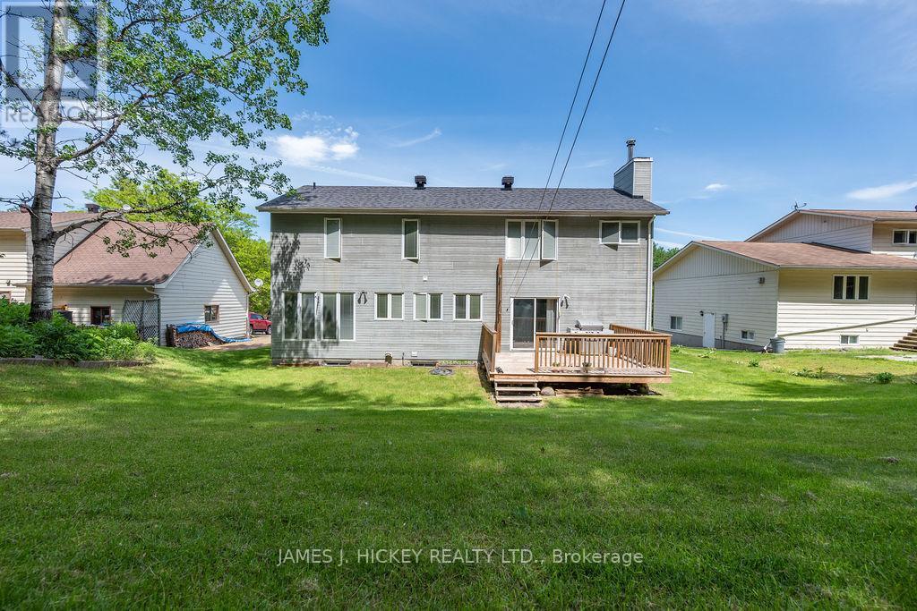 224 Thomas Street, Deep River, ON - Outdoor With Deck Patio Veranda
