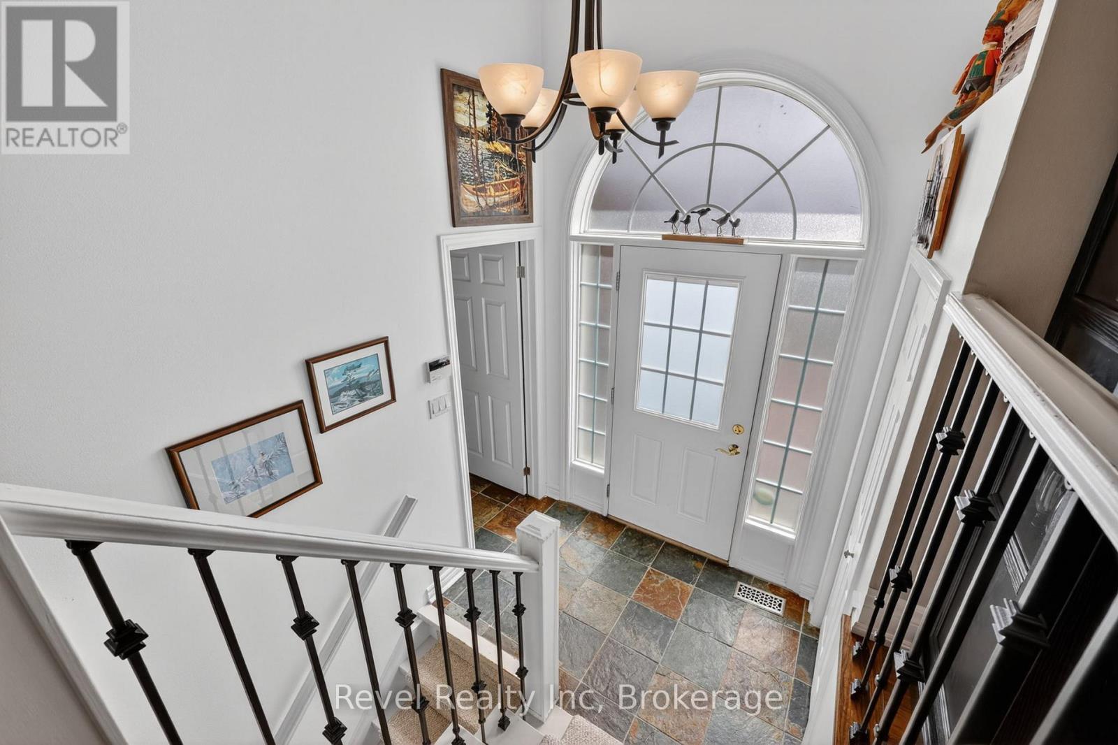 87 Trout Lane, Tiny, ON - Indoor Photo Showing Other Room
