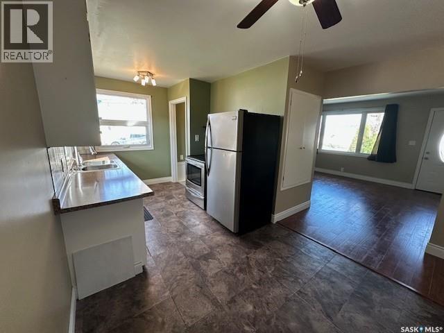 16 Mcculloch Street, Fillmore, SK - Indoor Photo Showing Kitchen