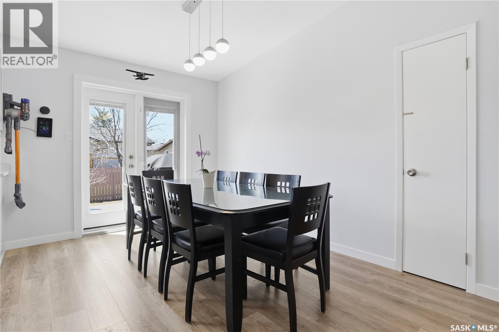 6547 Hird Crescent, Regina, SK - Indoor Photo Showing Dining Room