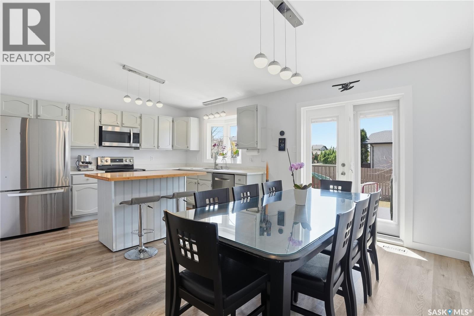 6547 Hird Crescent, Regina, SK - Indoor