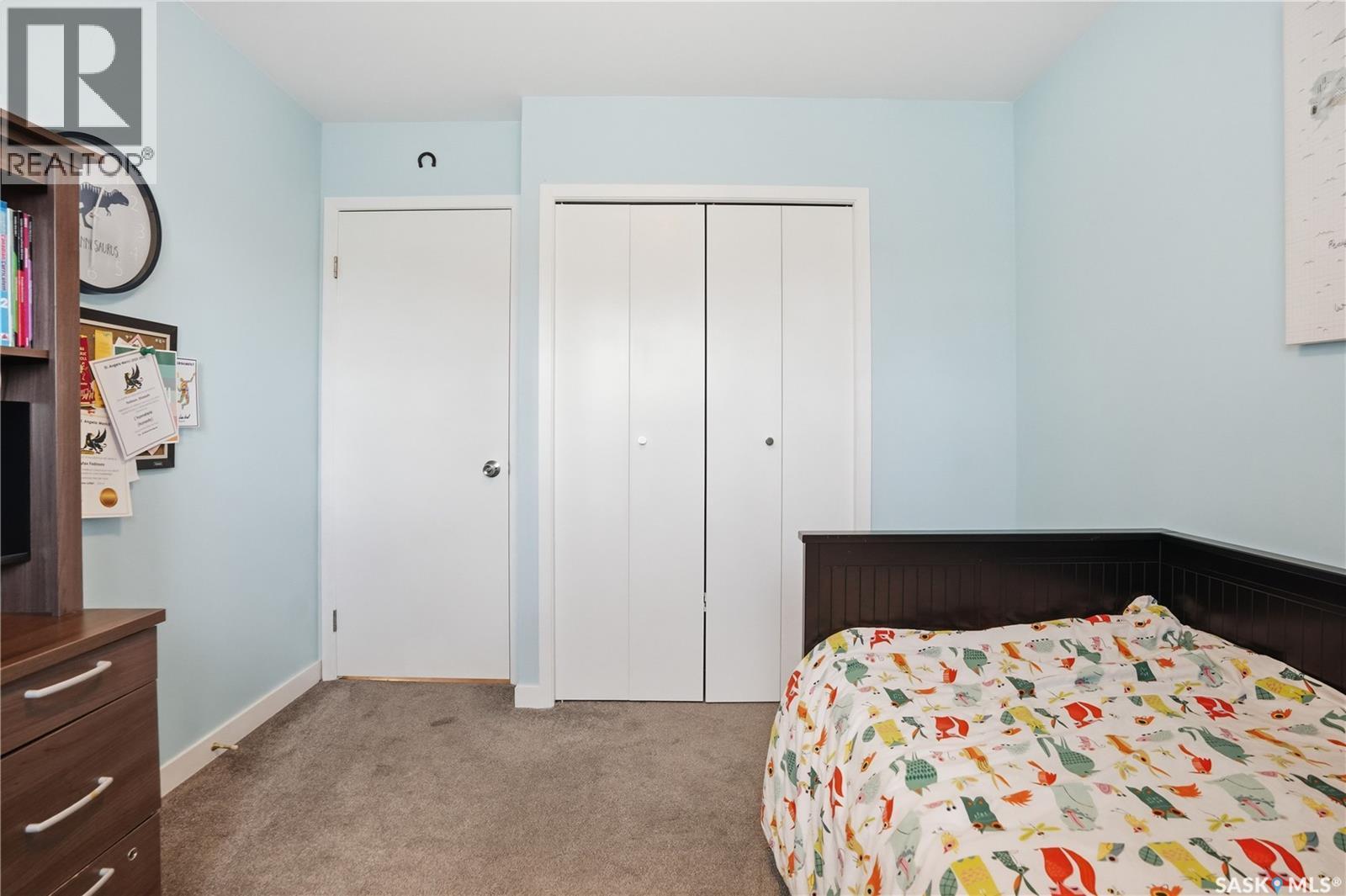 6547 Hird Crescent, Regina, SK - Indoor Photo Showing Bedroom