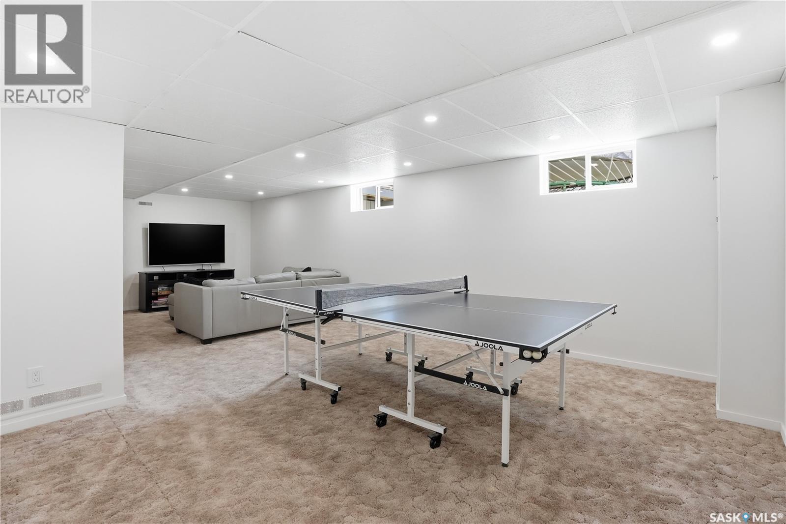 6547 Hird Crescent, Regina, SK - Indoor