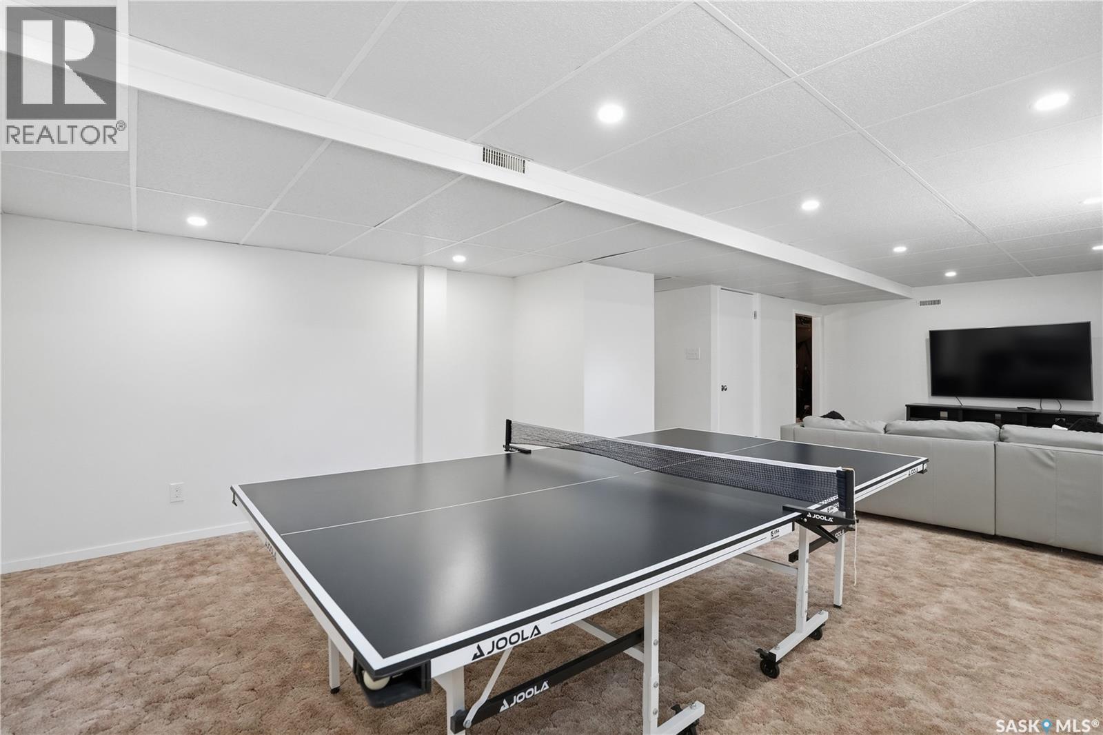 6547 Hird Crescent, Regina, SK - Indoor