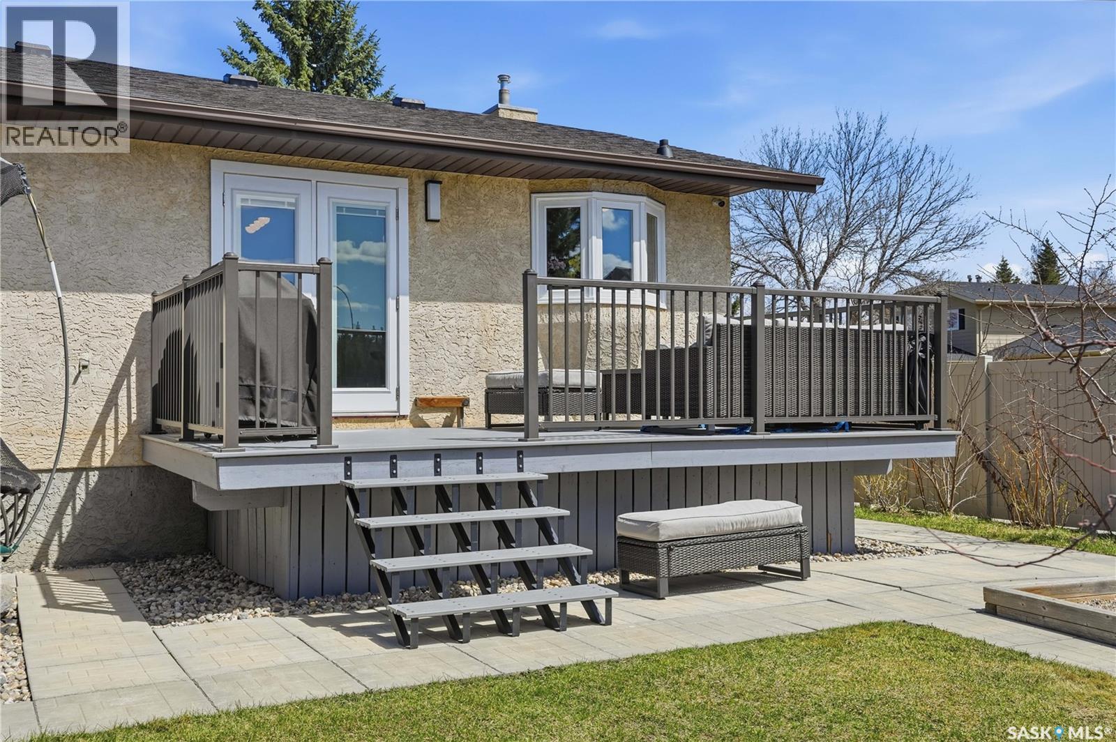 6547 Hird Crescent, Regina, SK - Outdoor With Deck Patio Veranda