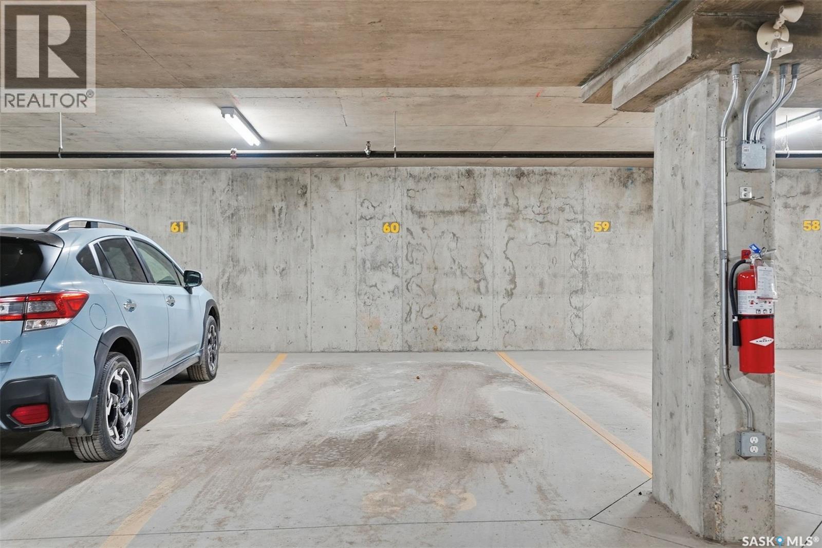 113 110 Armistice Way, Saskatoon, SK - Indoor Photo Showing Garage