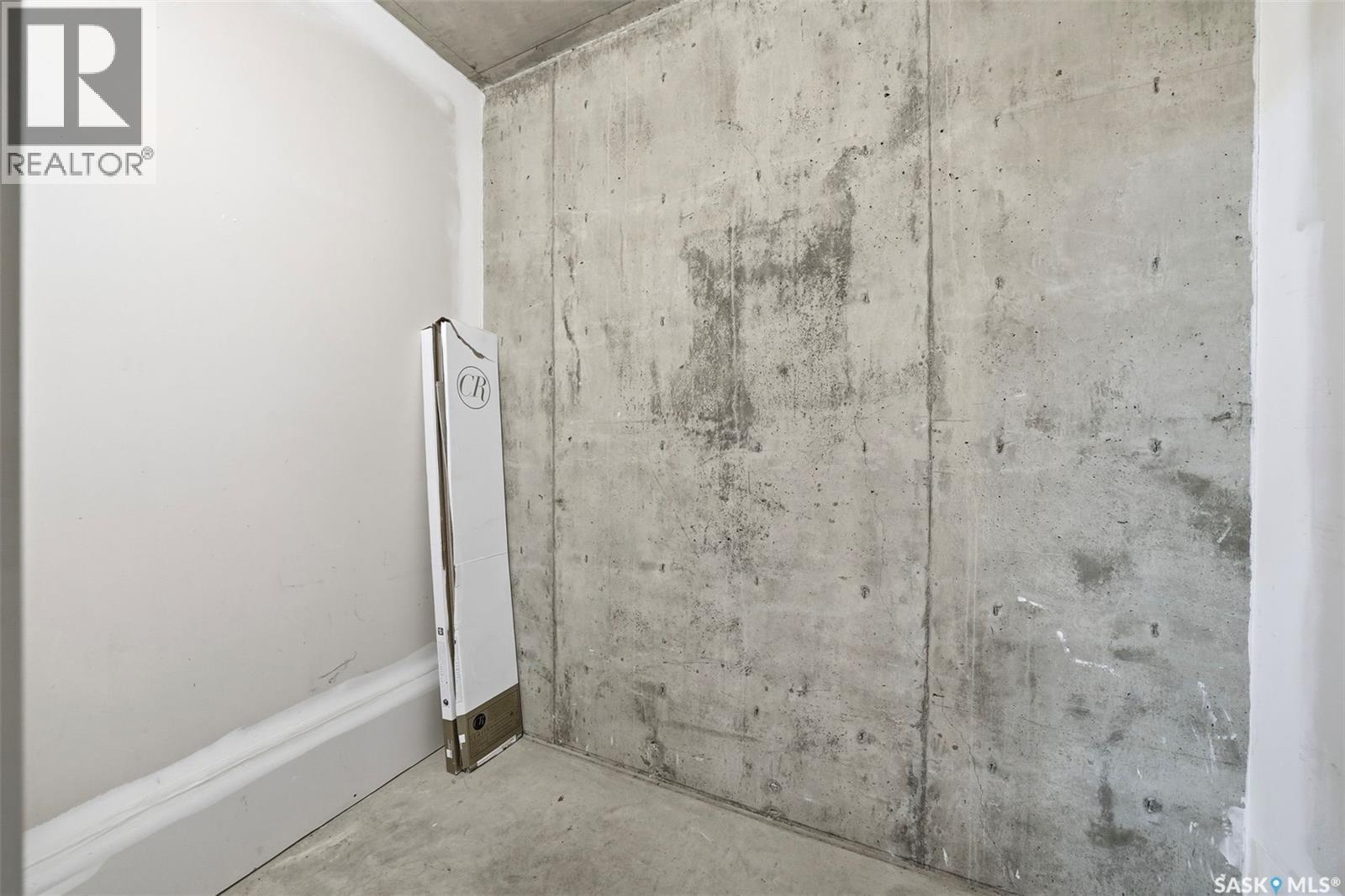 113 110 Armistice Way, Saskatoon, SK - Indoor