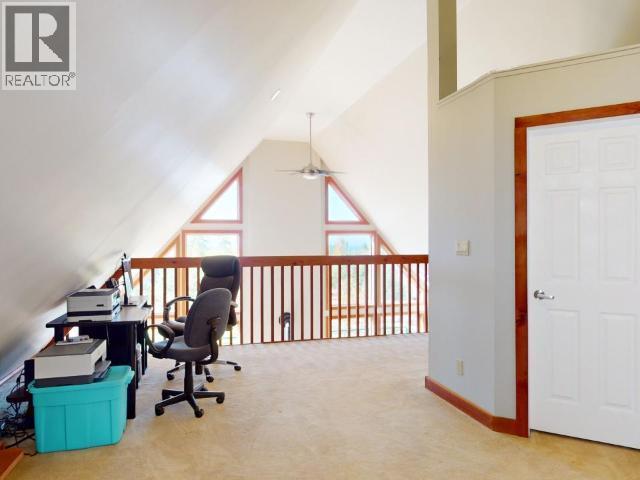 6268 Shelter Point Road, Texada Island, BC - Indoor Photo Showing Other Room