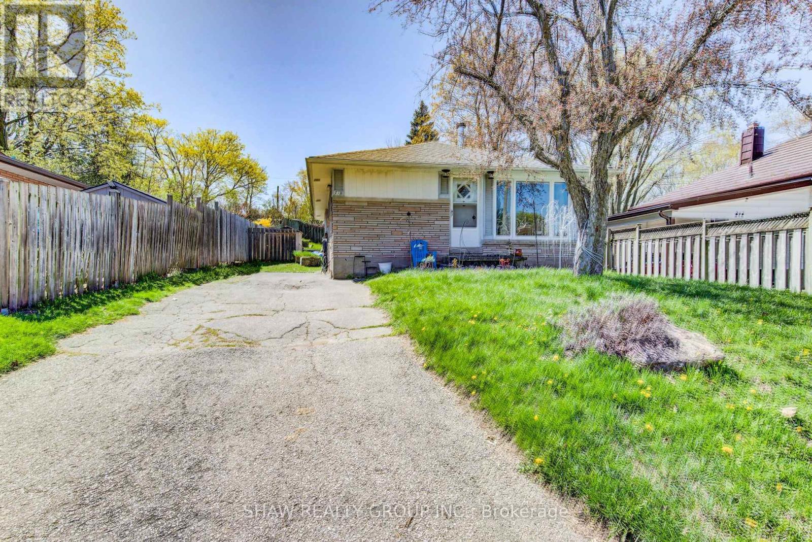 216 Hungerford Road, Cambridge, ON - Outdoor
