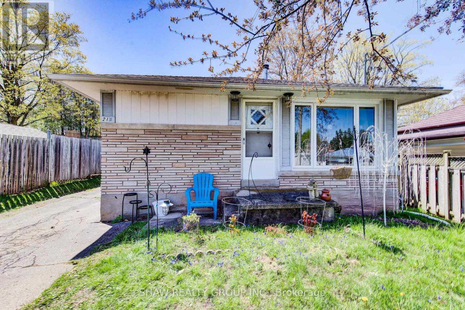 216 Hungerford Road, Cambridge, ON - Outdoor