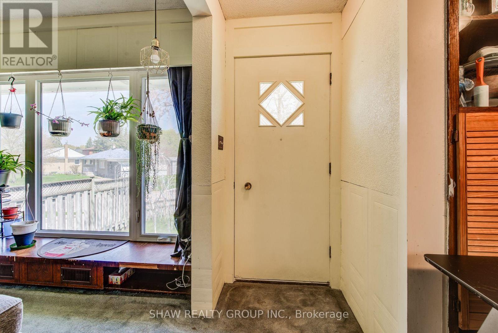 216 Hungerford Road, Cambridge, ON - Indoor Photo Showing Other Room