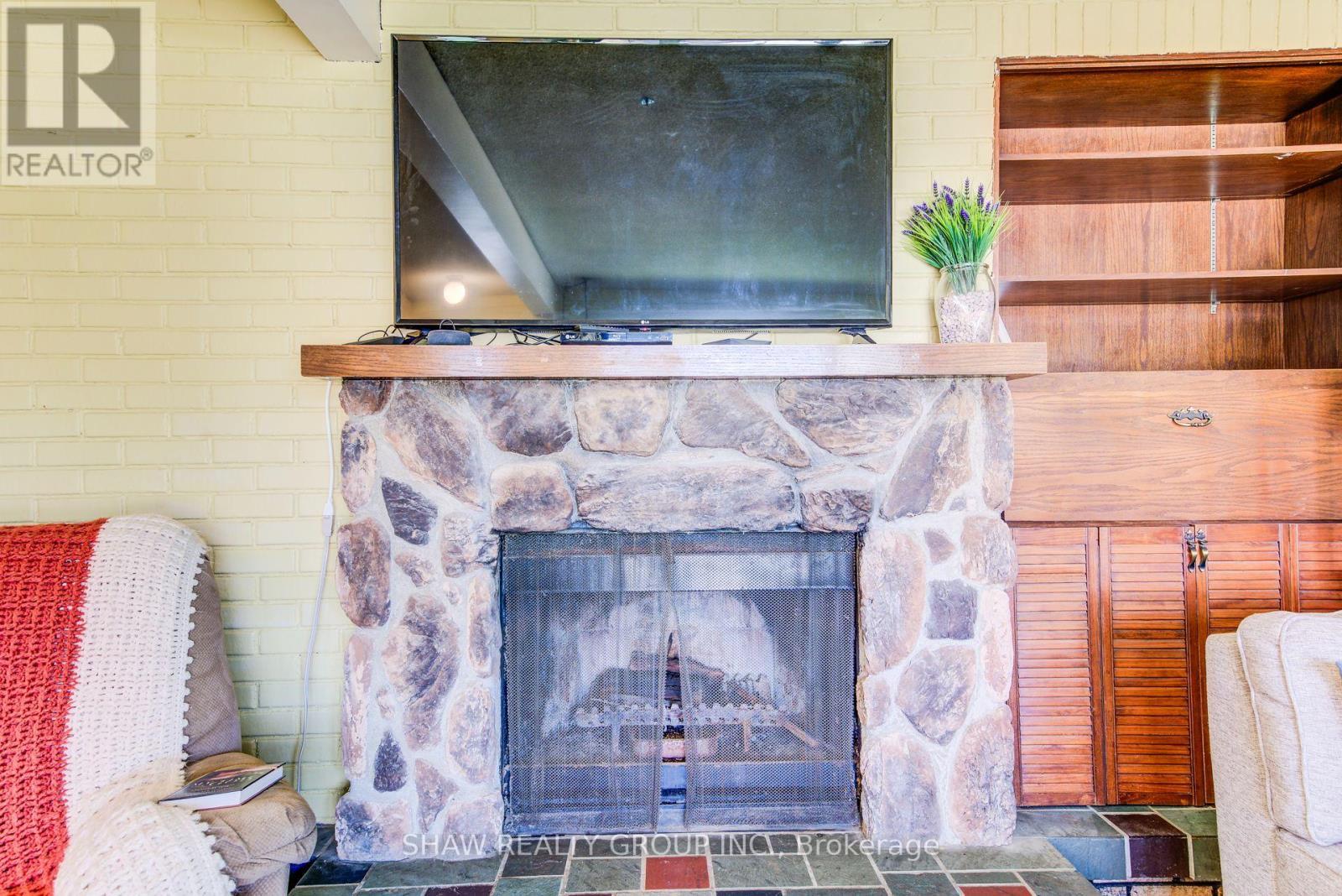 216 Hungerford Road, Cambridge, ON - Indoor