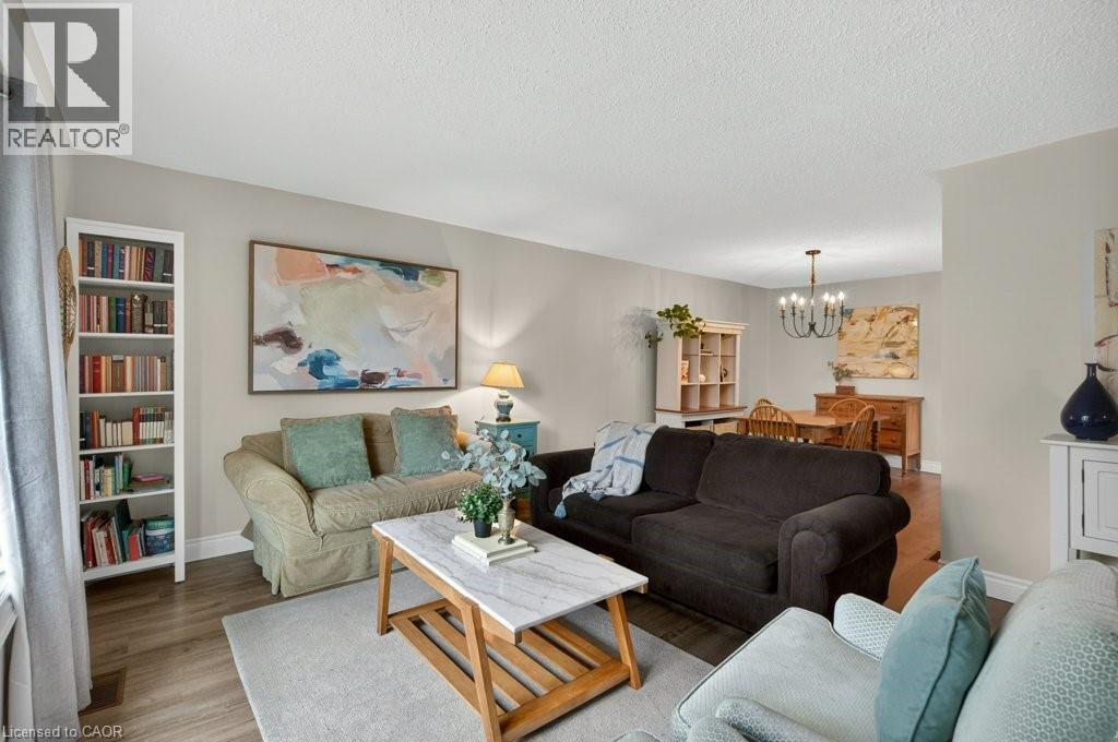 56 Brookstream Court, Hamilton, ON - Indoor Photo Showing Living Room