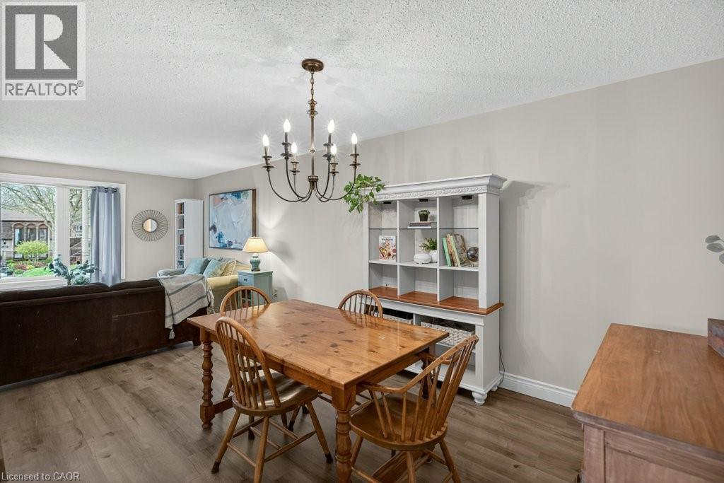 56 Brookstream Court, Hamilton, ON - Indoor Photo Showing Dining Room