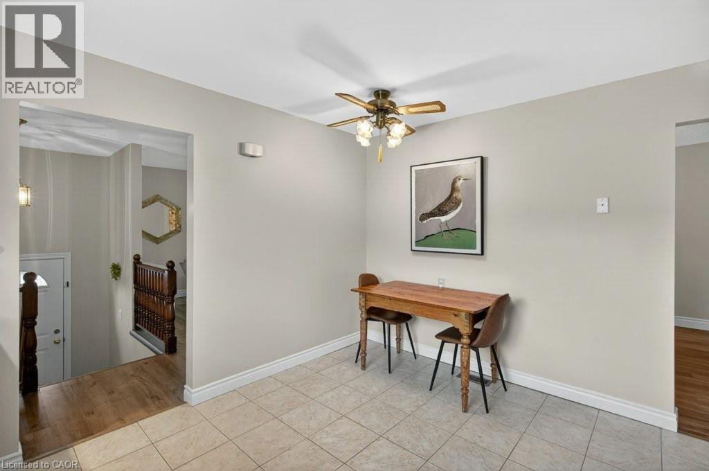 56 Brookstream Court, Hamilton, ON - Indoor