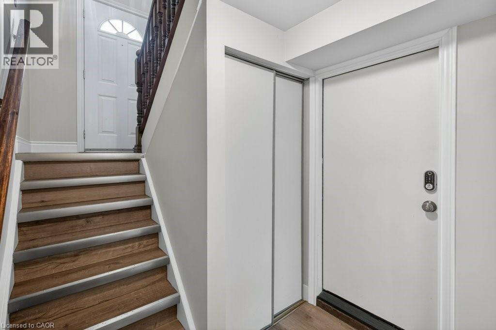 56 Brookstream Court, Hamilton, ON - Indoor Photo Showing Other Room