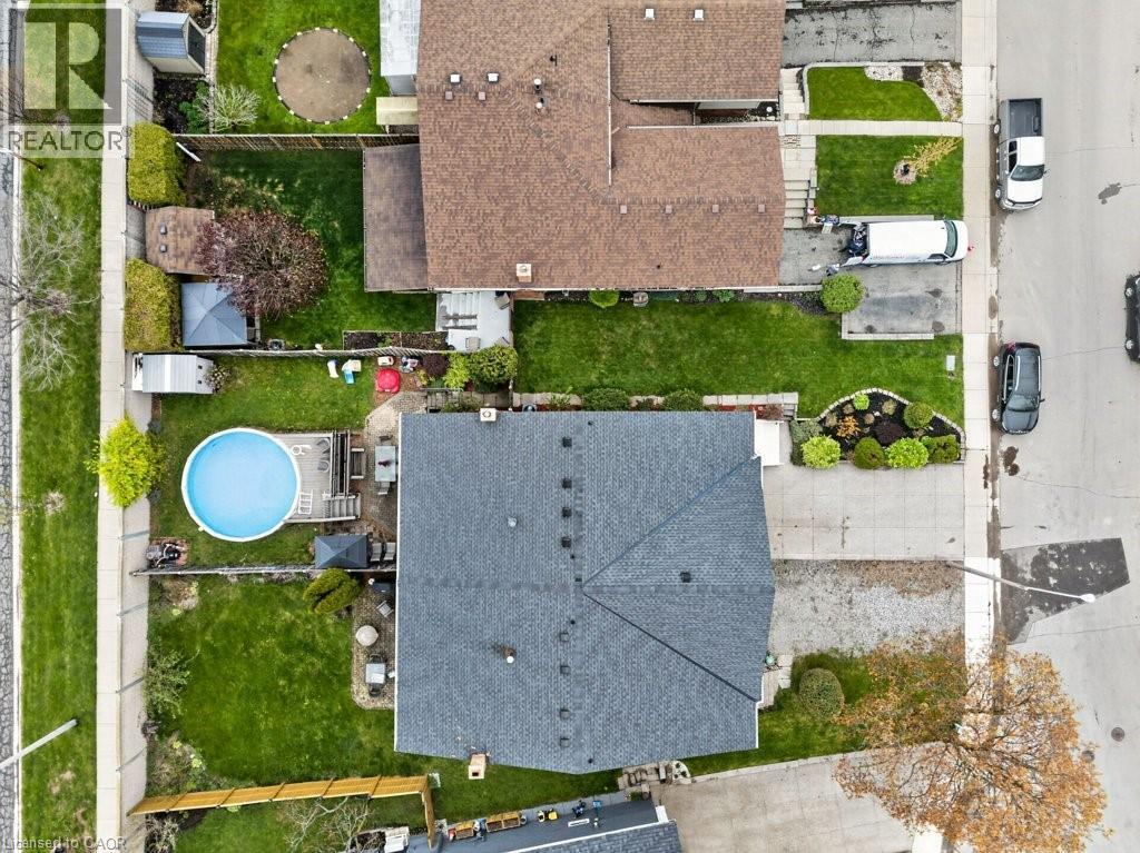56 Brookstream Court, Hamilton, ON - Outdoor With View