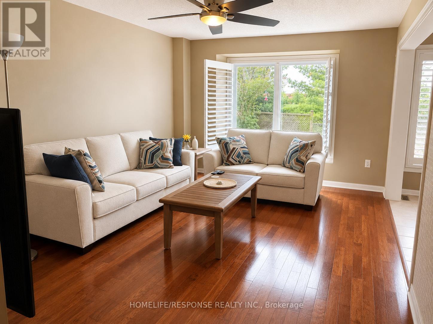 5156 Oakley Drive, Burlington, ON - Indoor Photo Showing Living Room