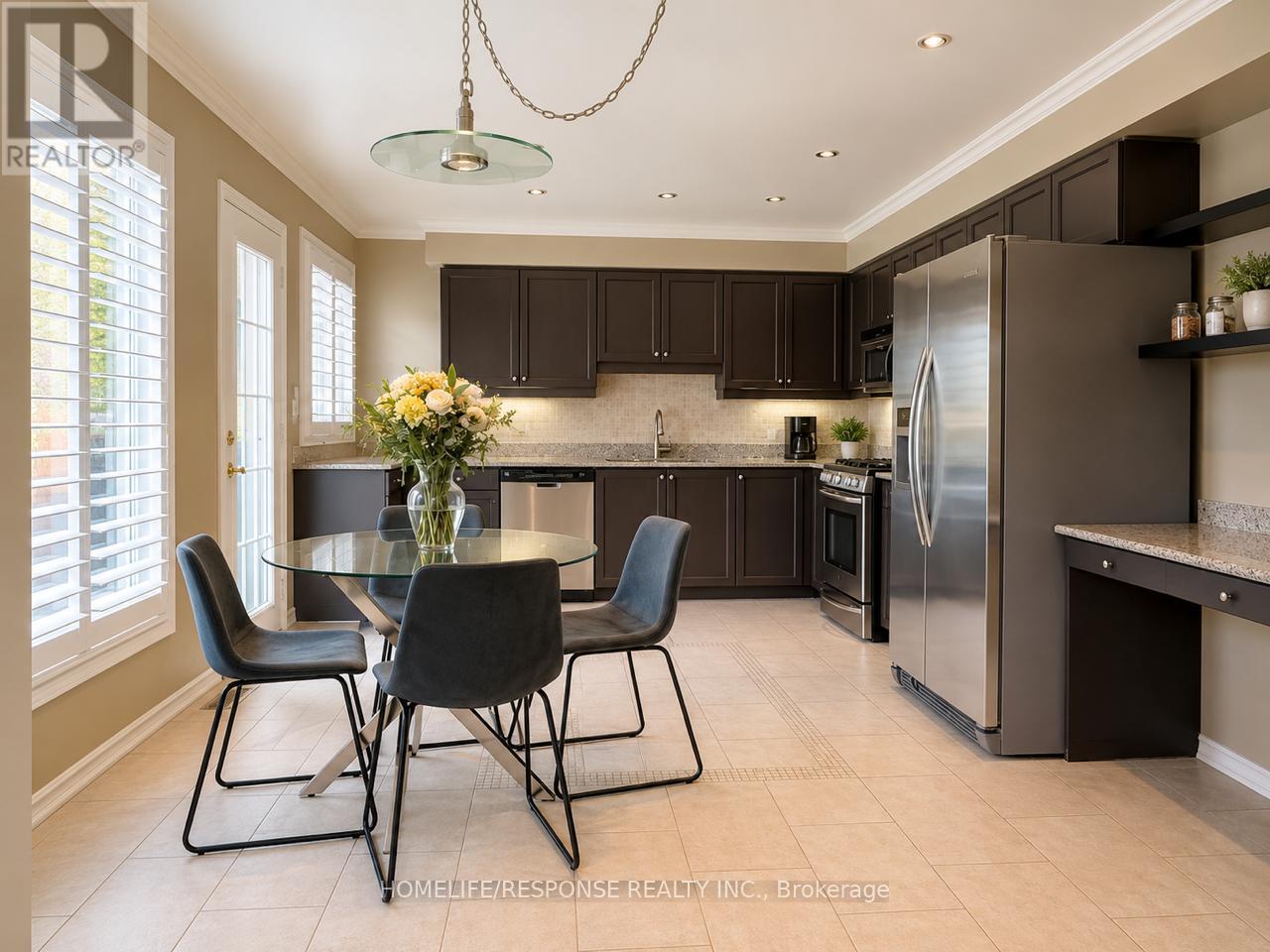 5156 Oakley Drive, Burlington, ON - Outdoor