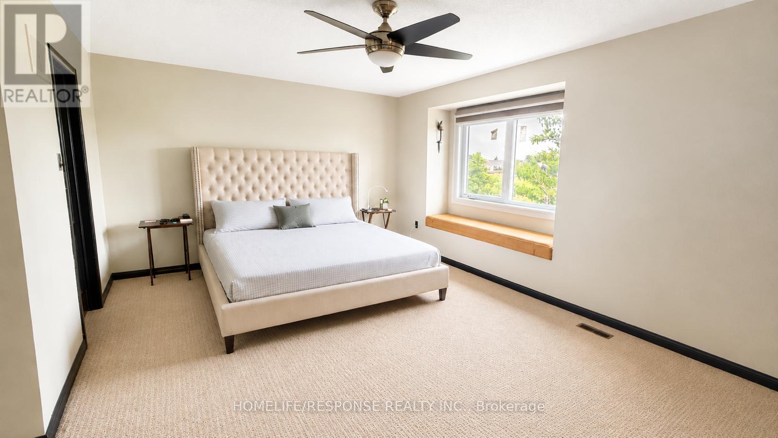 5156 Oakley Drive, Burlington, ON - Indoor Photo Showing Other Room