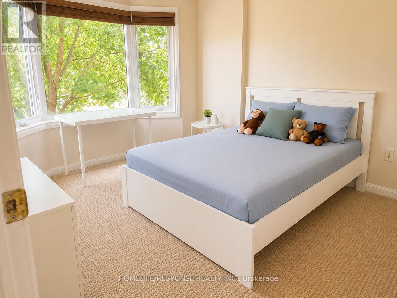 5156 Oakley Drive, Burlington, ON - Indoor Photo Showing Bedroom