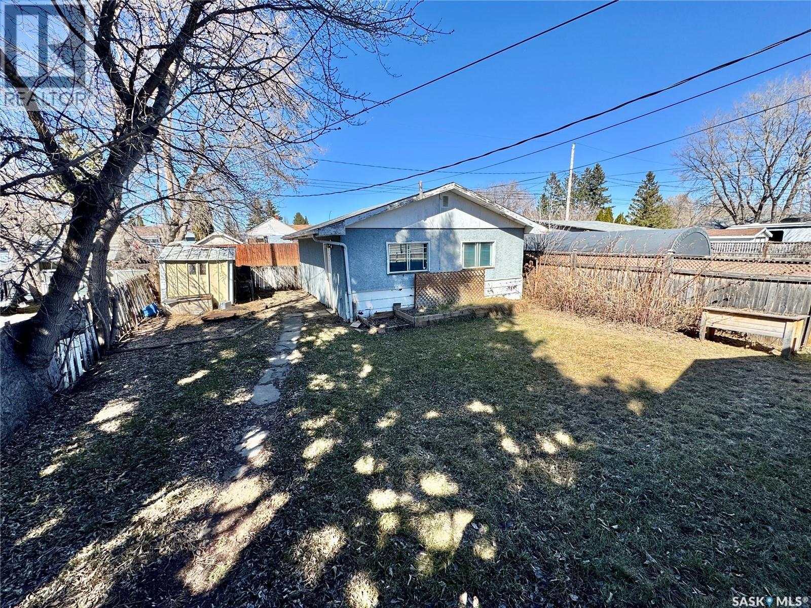 624 7Th Street E, Prince Albert, SK - Outdoor