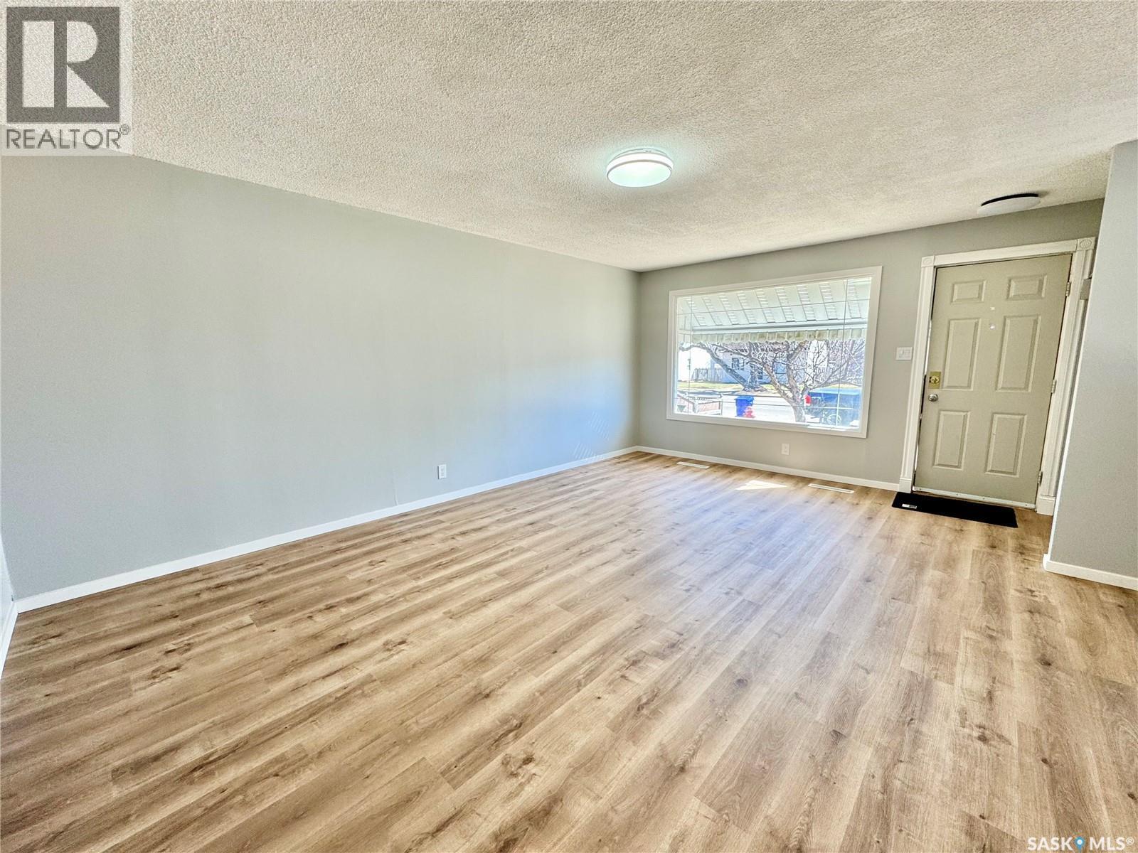 624 7Th Street E, Prince Albert, SK - Indoor Photo Showing Other Room