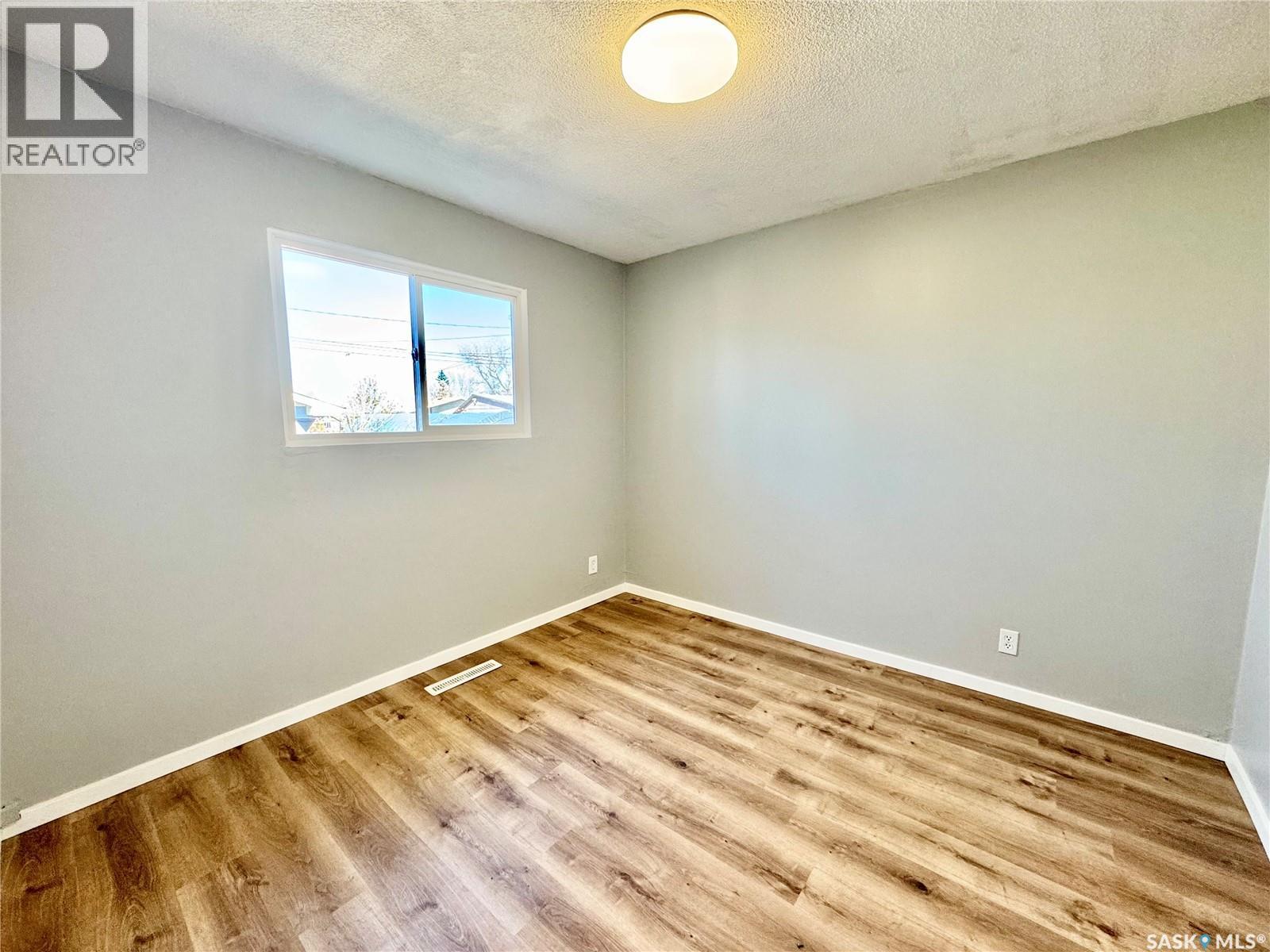 624 7Th Street E, Prince Albert, SK - Indoor Photo Showing Other Room