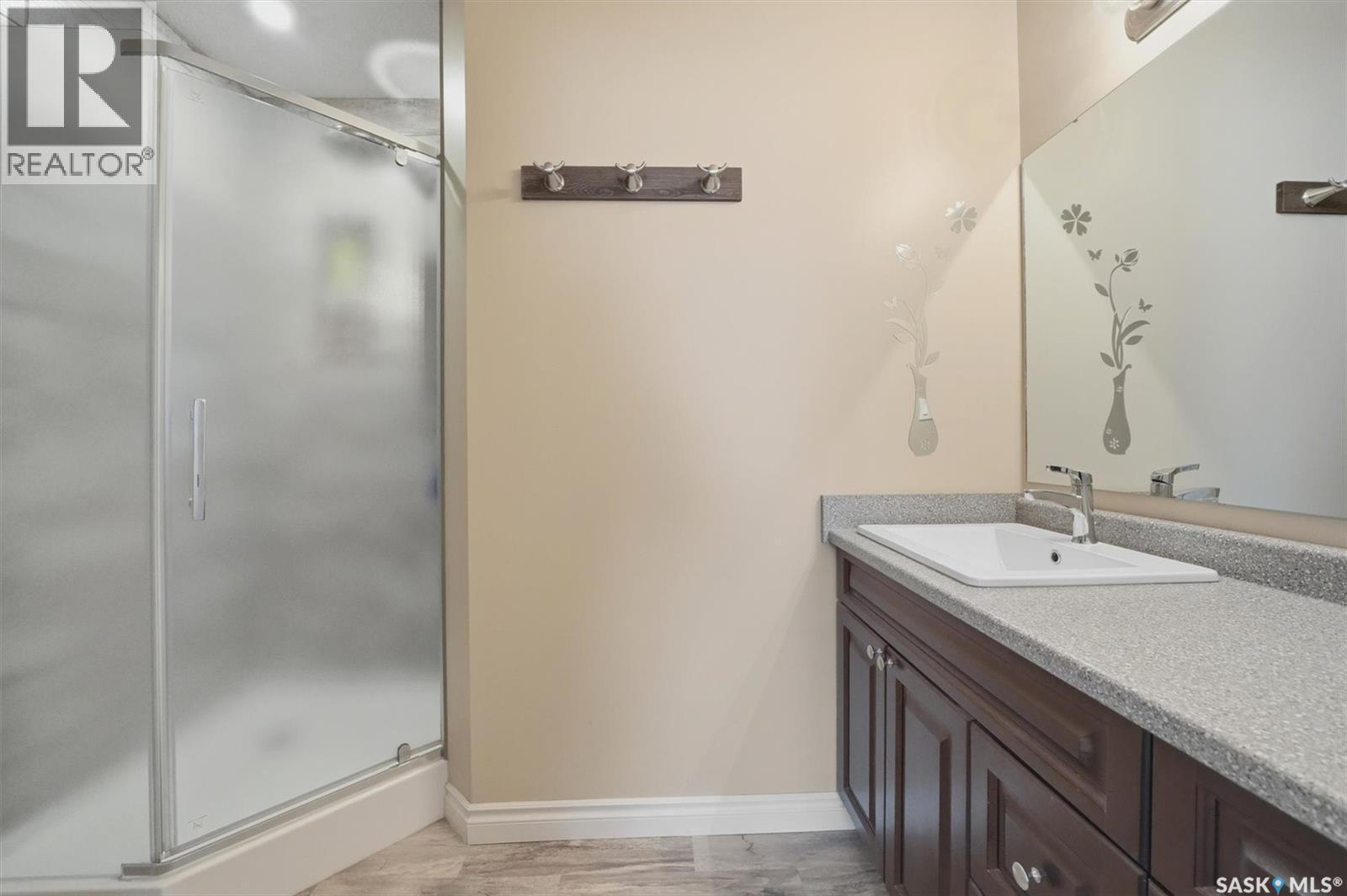 414 Perreault Lane, Saskatoon, SK - Indoor Photo Showing Bathroom