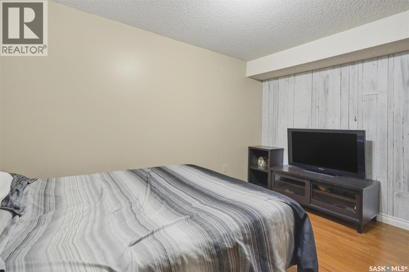 414 Perreault Lane, Saskatoon, SK - Indoor Photo Showing Bedroom