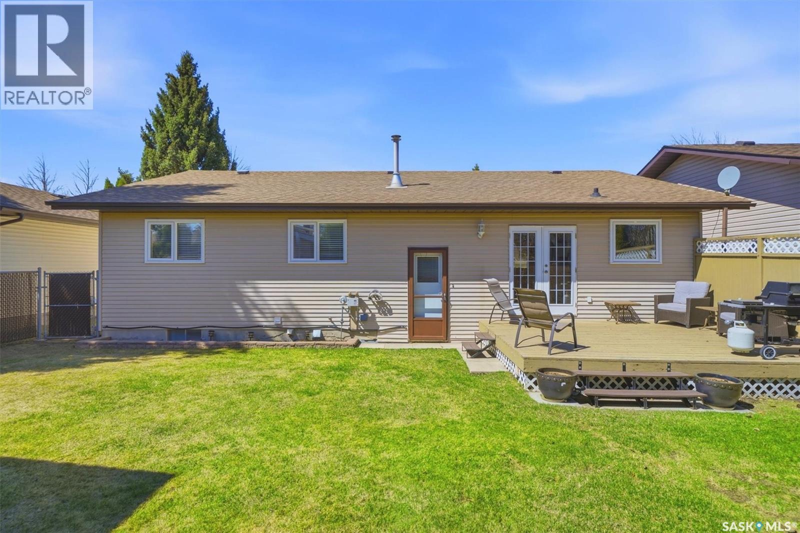 414 Perreault Lane, Saskatoon, SK - Outdoor With Deck Patio Veranda
