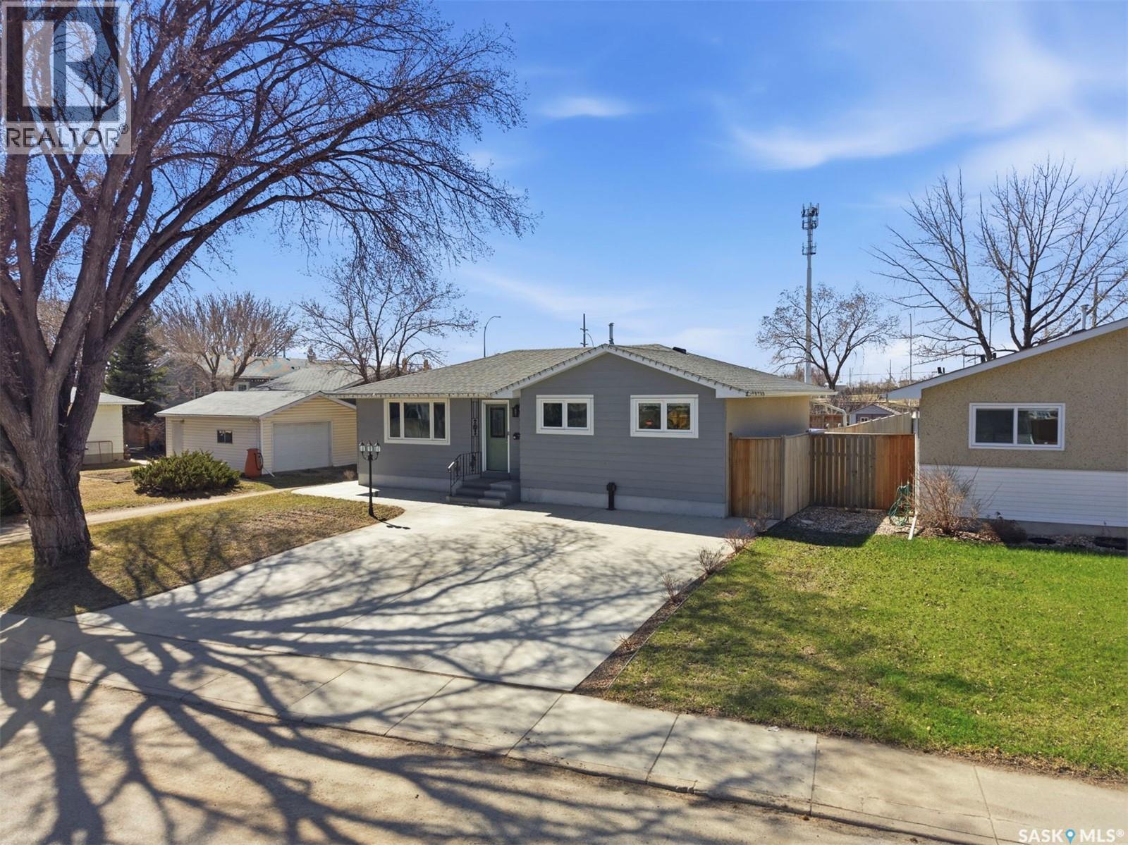 1 Rupert Drive, Saskatoon, SK - Outdoor
