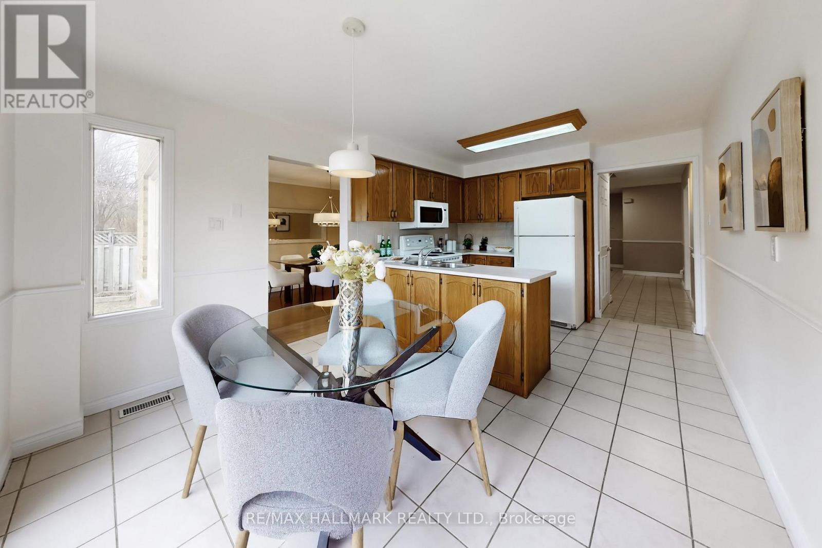 69 Dunbarton Court, Richmond Hill, ON - Indoor