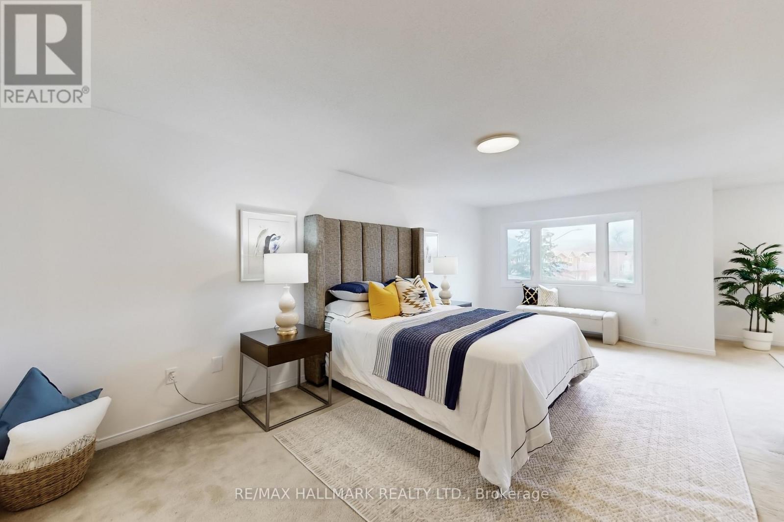 69 Dunbarton Court, Richmond Hill, ON - Indoor Photo Showing Bedroom