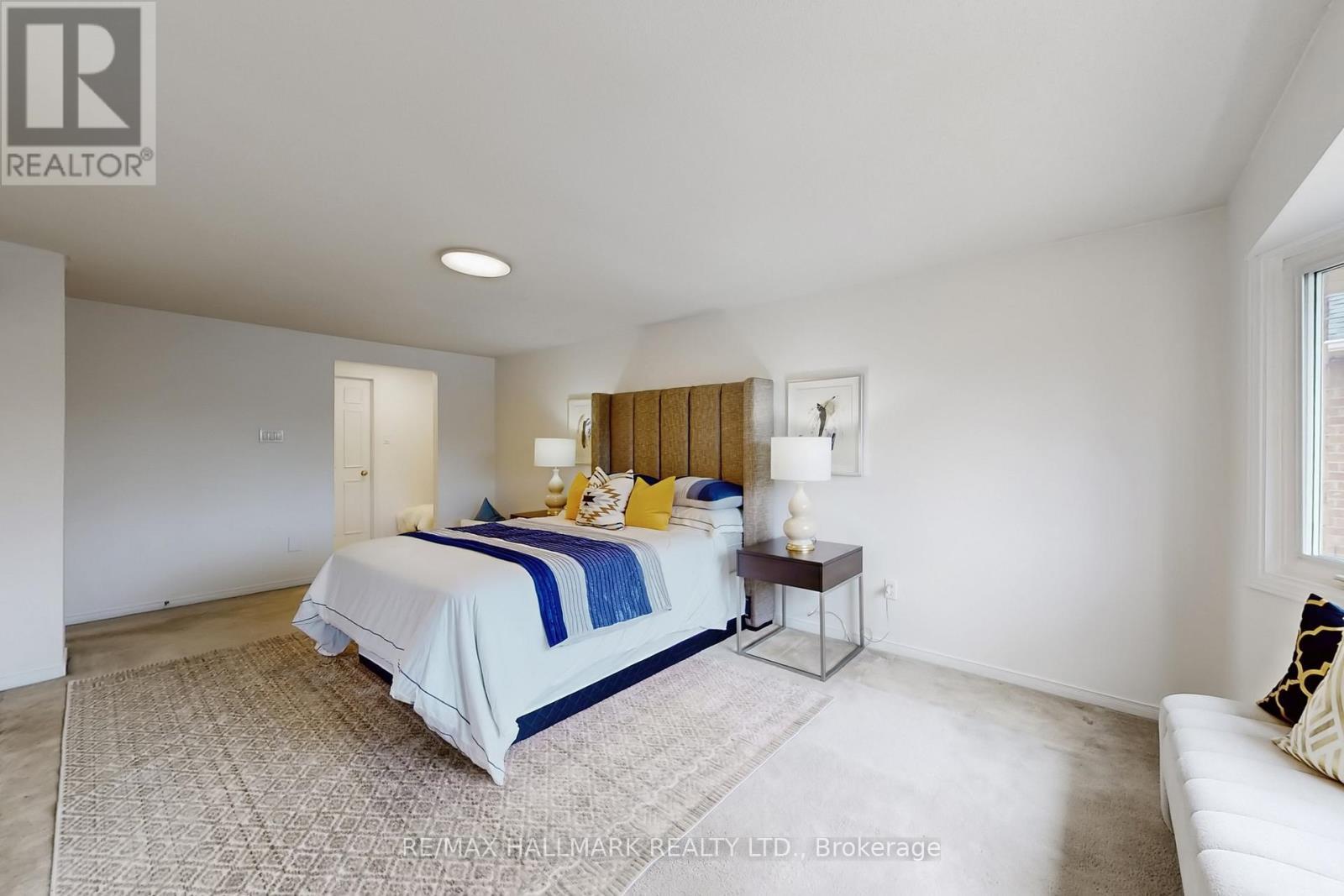 69 Dunbarton Court, Richmond Hill, ON - Indoor Photo Showing Bedroom