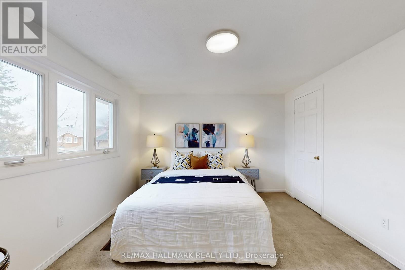 69 Dunbarton Court, Richmond Hill, ON - Indoor Photo Showing Bedroom
