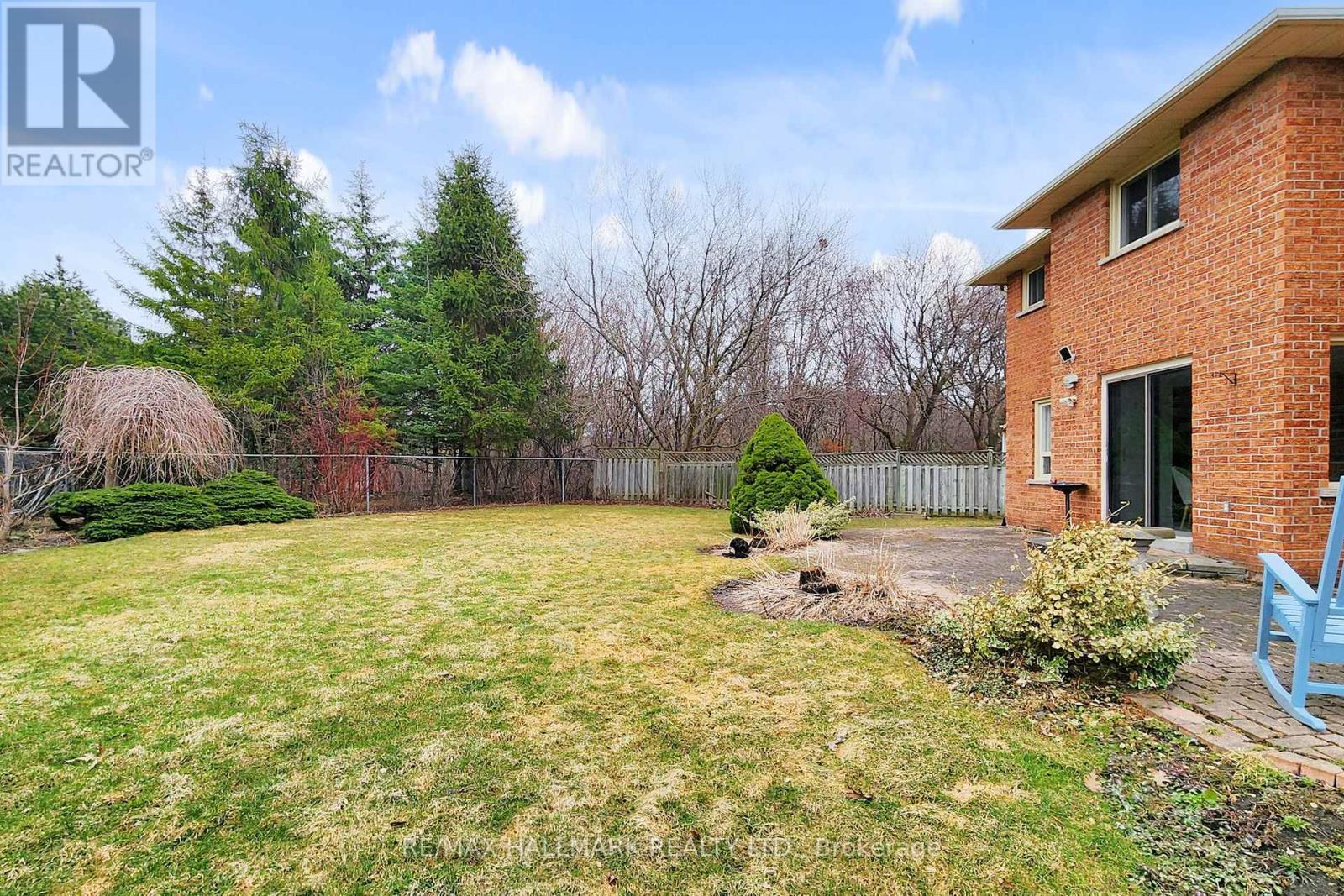 69 Dunbarton Court, Richmond Hill, ON - Outdoor