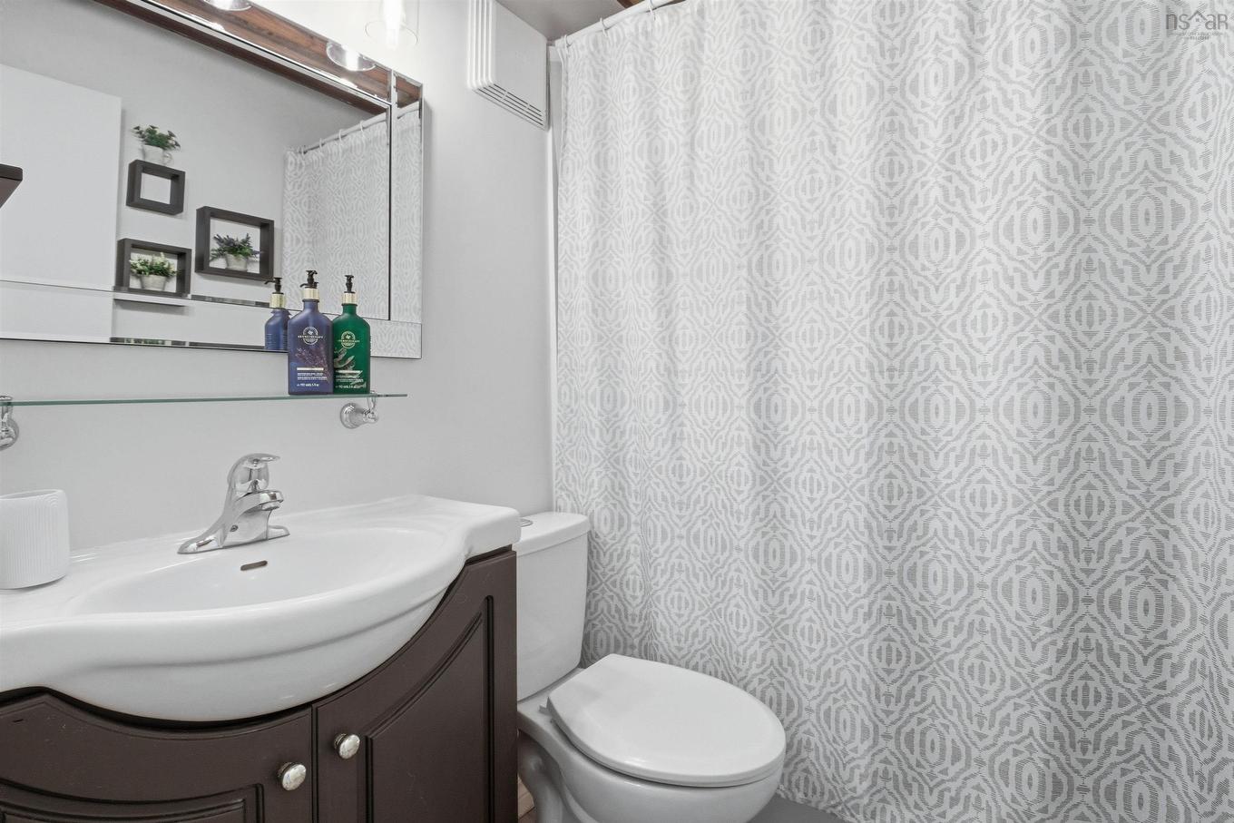 35 Limerick Road, Halifax, NS