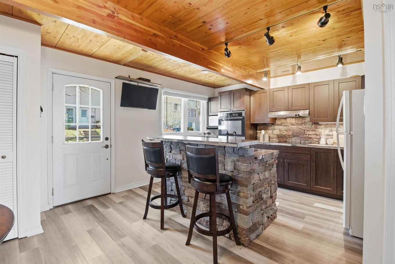 35 Limerick Road, Halifax, NS