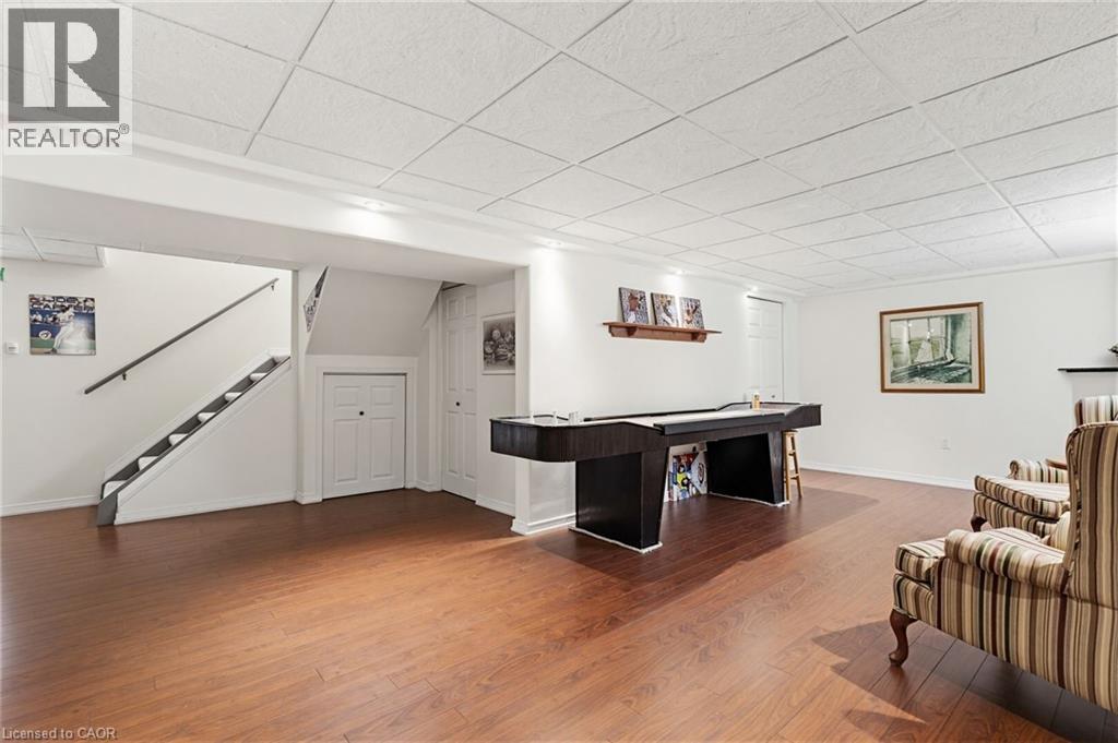 106 Maple Drive, Hamilton, ON - Indoor Photo Showing Other Room