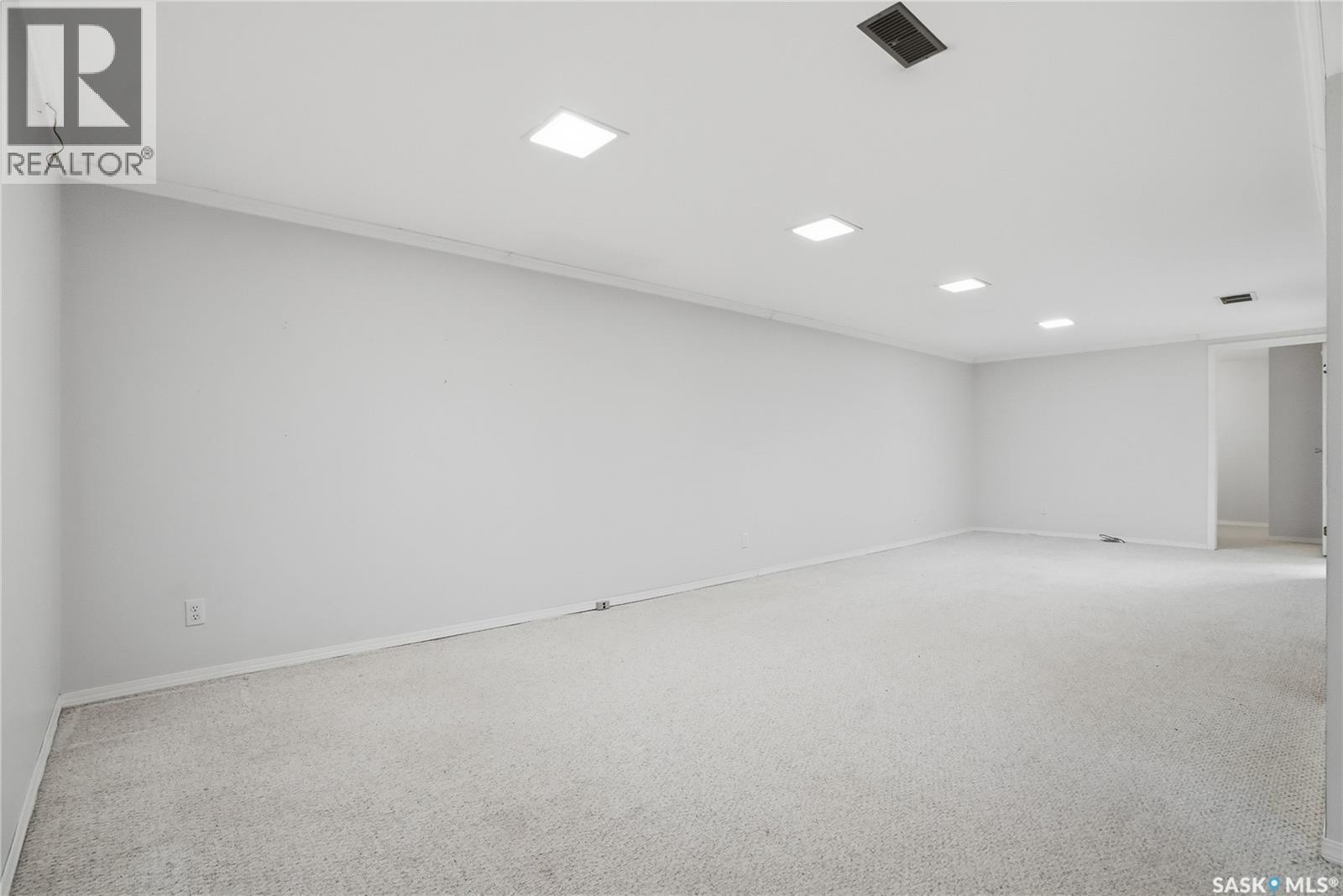 2 Hardy Crescent, Saskatoon, SK - Indoor
