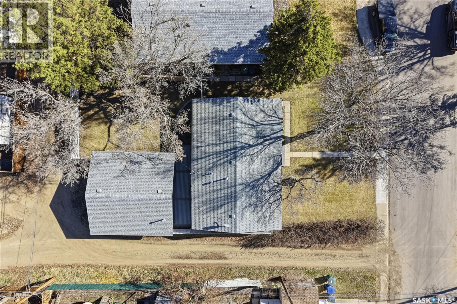 2 Hardy Crescent, Saskatoon, SK - Outdoor